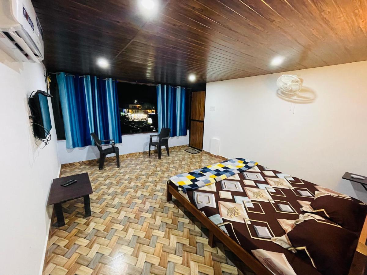 קלנגוטה Blue Waves Guest House מראה חיצוני תמונה
